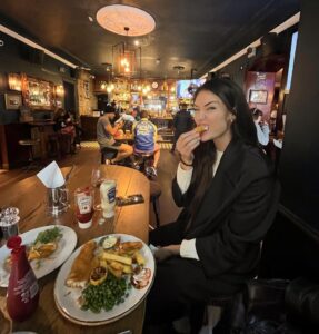 Ashley Cruger Chicago Fire