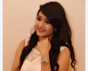 Divya Upadhyay Biography